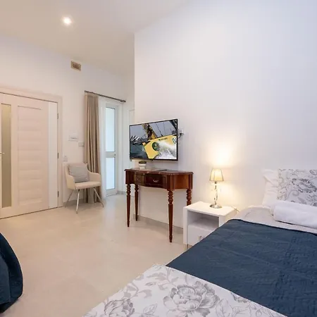 Vela Blu Boutique Hotel *