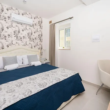 Vela Blu Boutique * Gżira